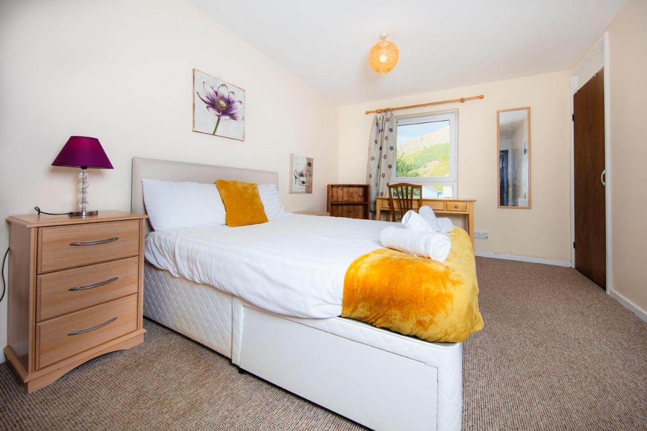 Fab Arthur Seat Views, Old Town Apartment Эдинбург Экстерьер фото