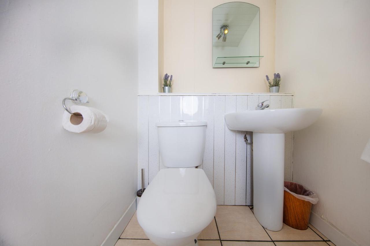 Fab Arthur Seat Views, Old Town Apartment Эдинбург Экстерьер фото