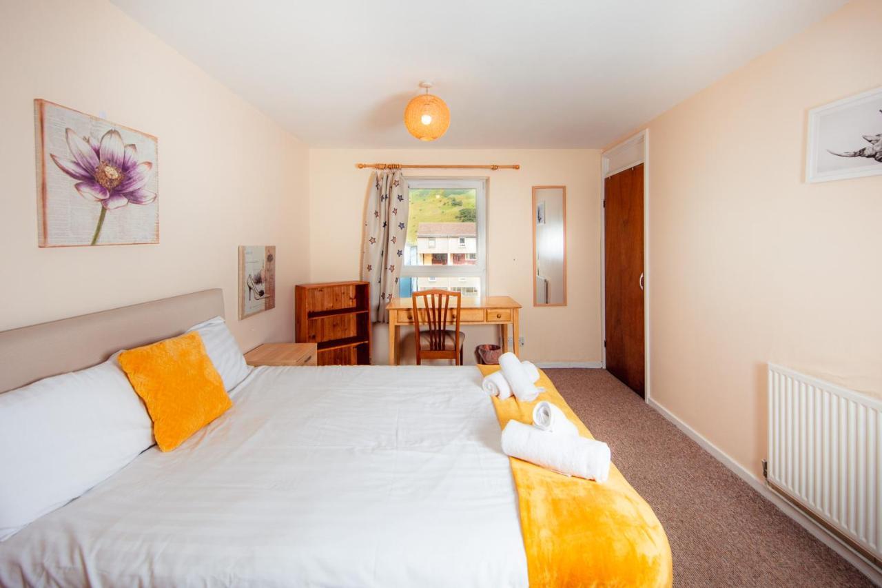 Fab Arthur Seat Views, Old Town Apartment Эдинбург Экстерьер фото