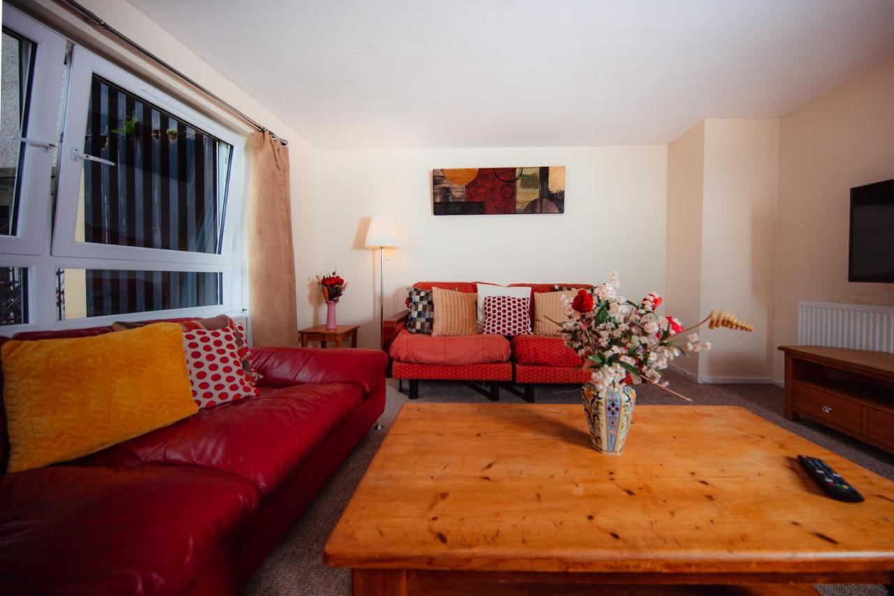 Fab Arthur Seat Views, Old Town Apartment Эдинбург Экстерьер фото