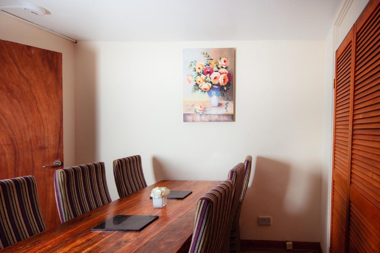 Fab Arthur Seat Views, Old Town Apartment Эдинбург Экстерьер фото